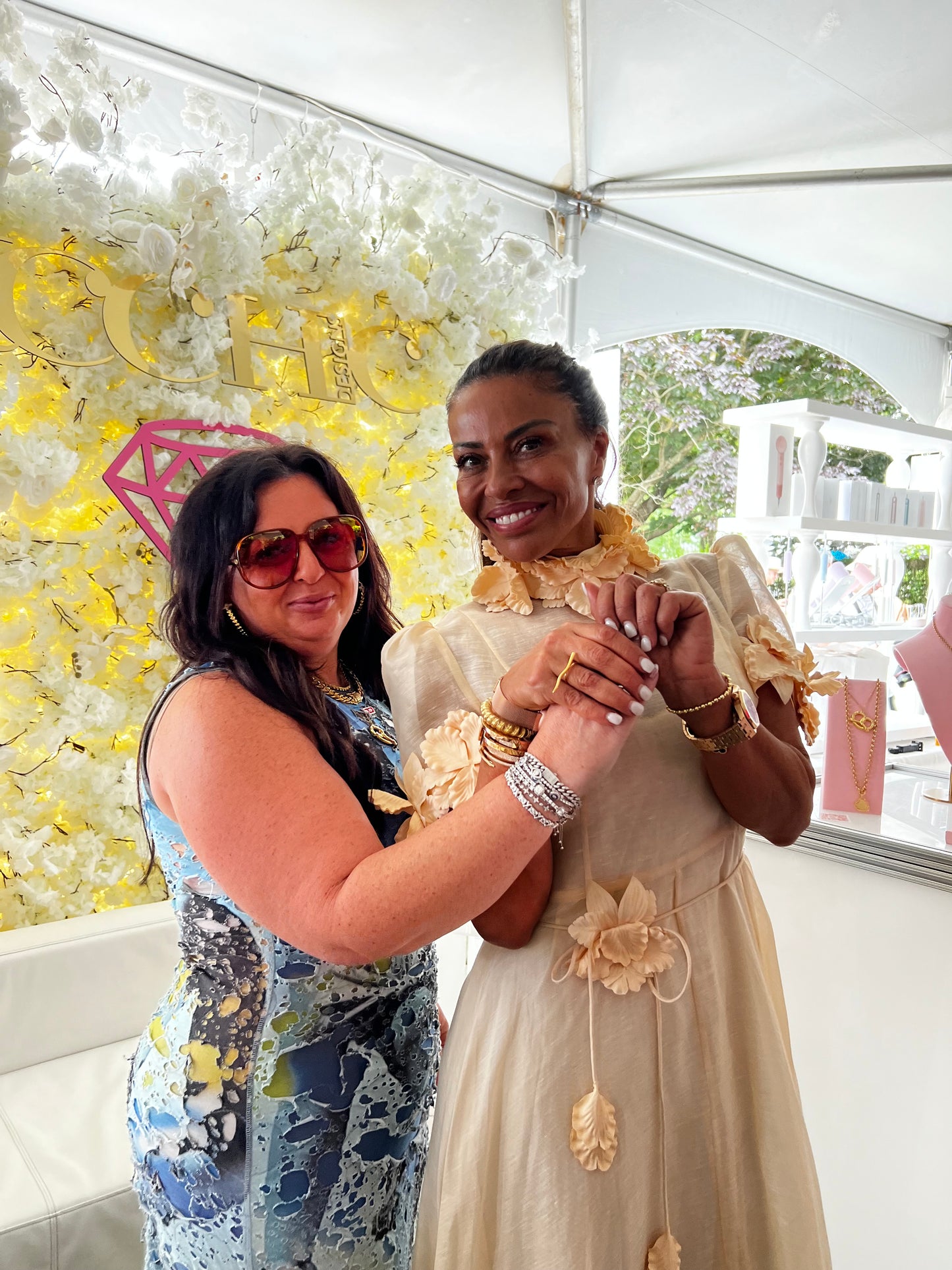 Socialite Double Finger Ring