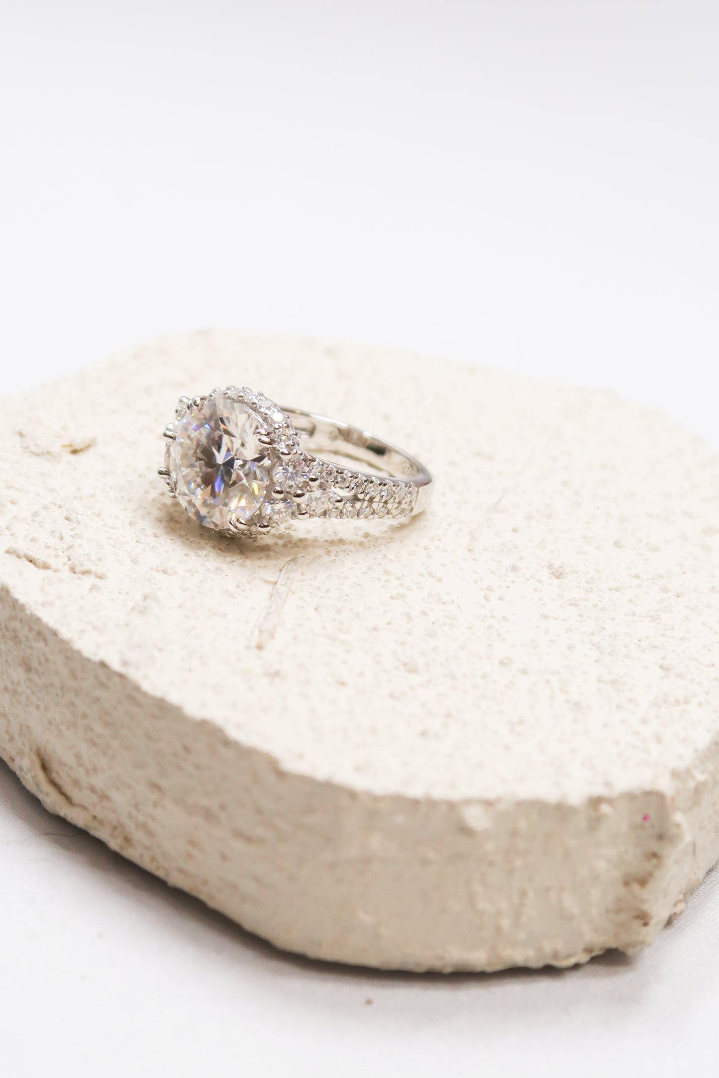 Aura Round Cut .925 Sterling Silver 5 Carat Moissanite Halo RIng