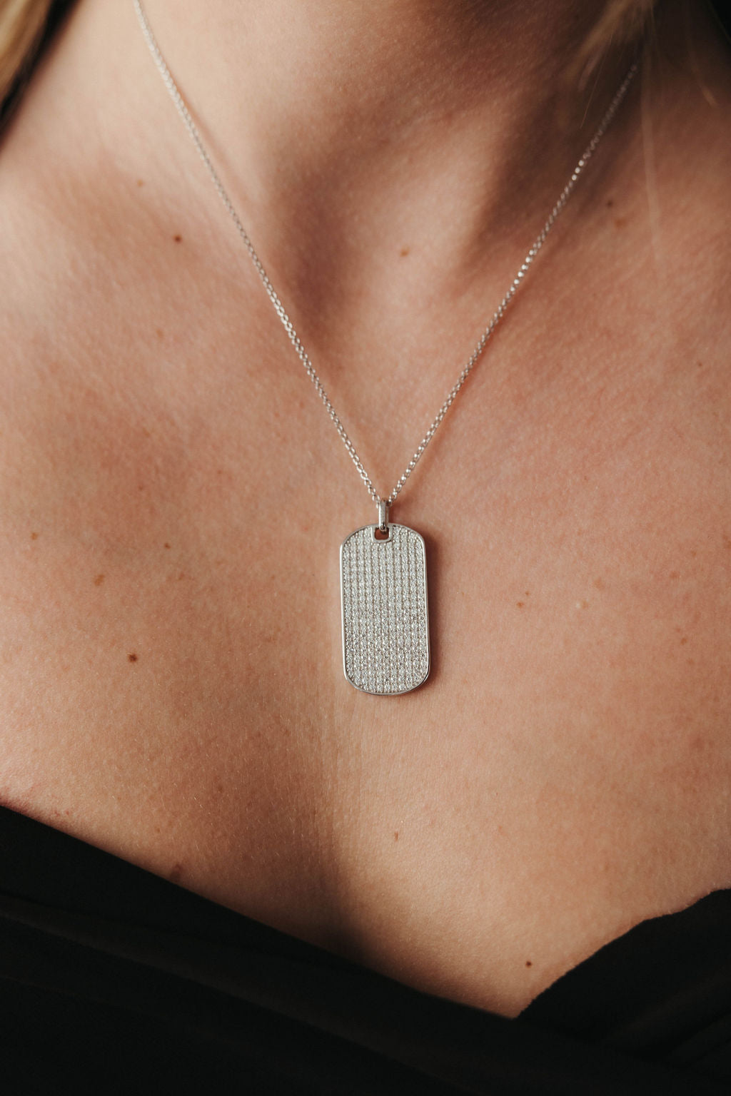 Crush Dog Tag
.925 Sterling Silver 4.2 Carat Moissanite Necklace
