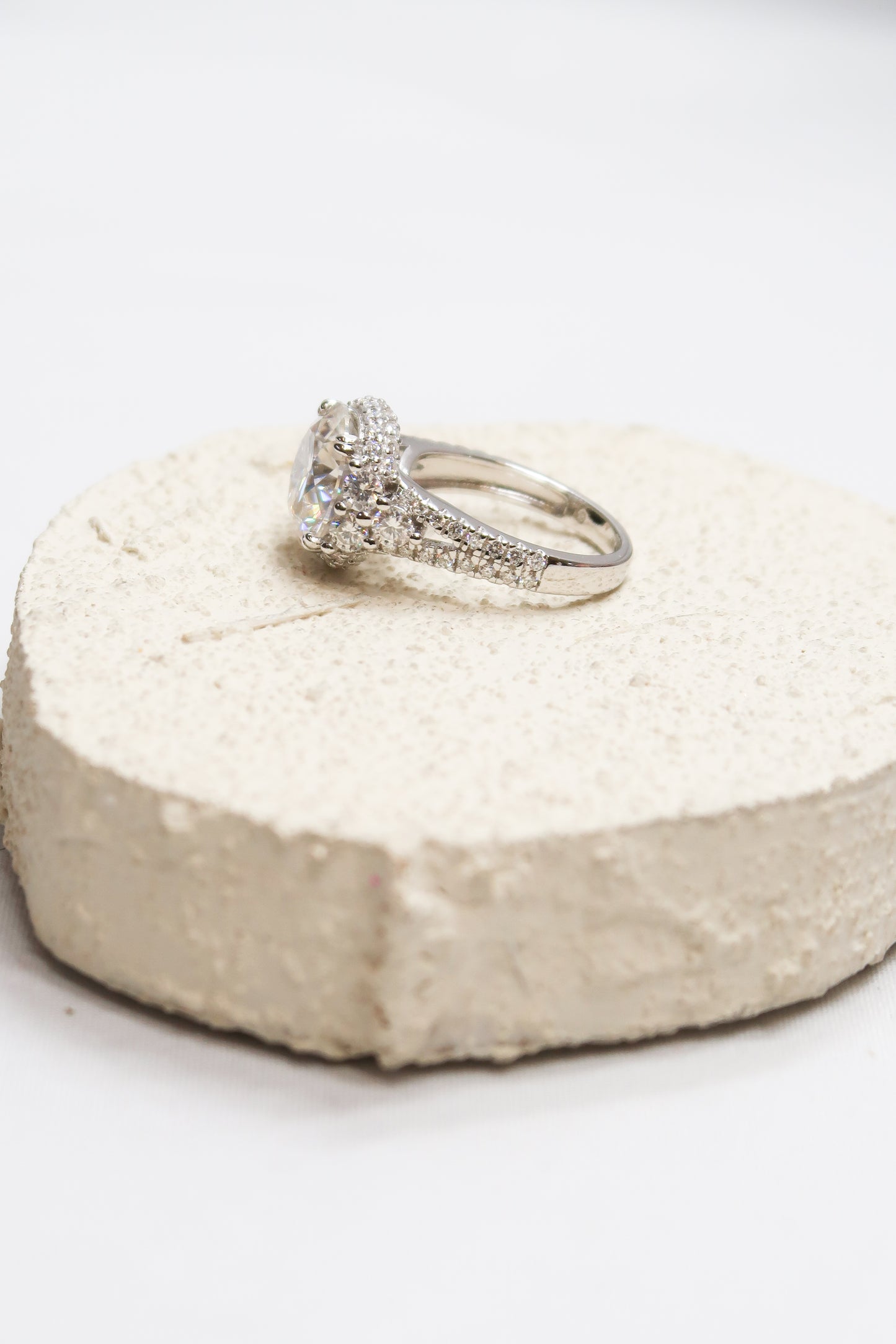 Aura Round Cut .925 Sterling Silver 5 Carat Moissanite Halo RIng