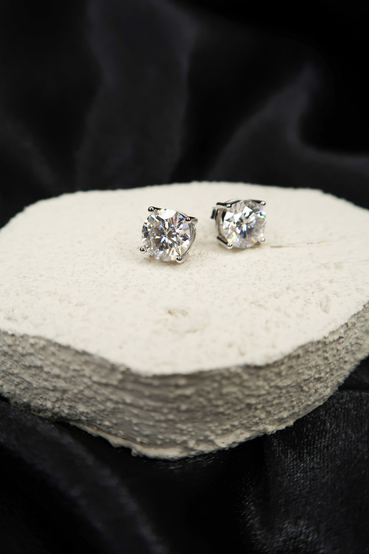 Aria .925 Sterling Silver Moissanite Stud Earrings