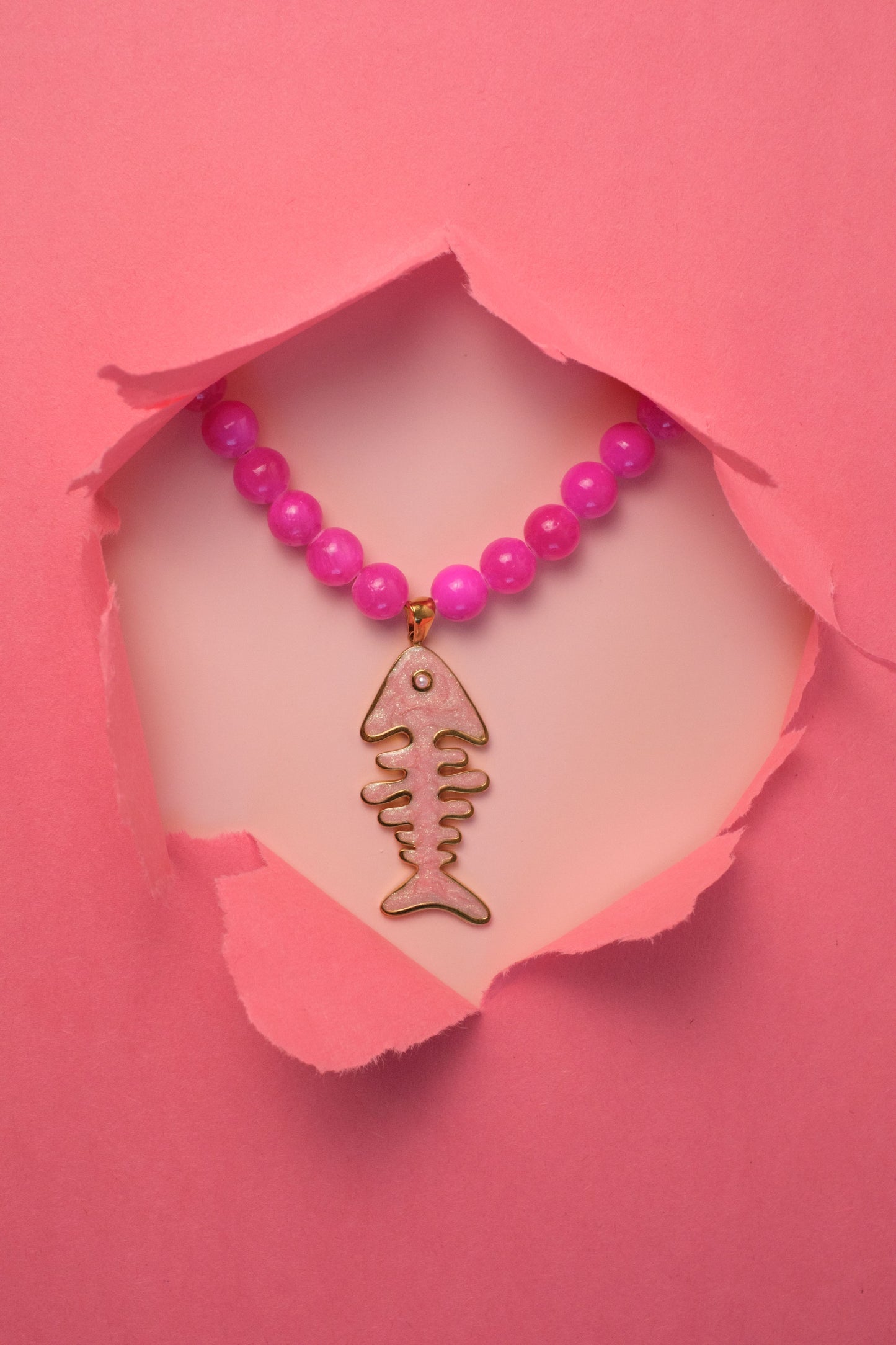 Lucky Catch Natural Stone Necklace