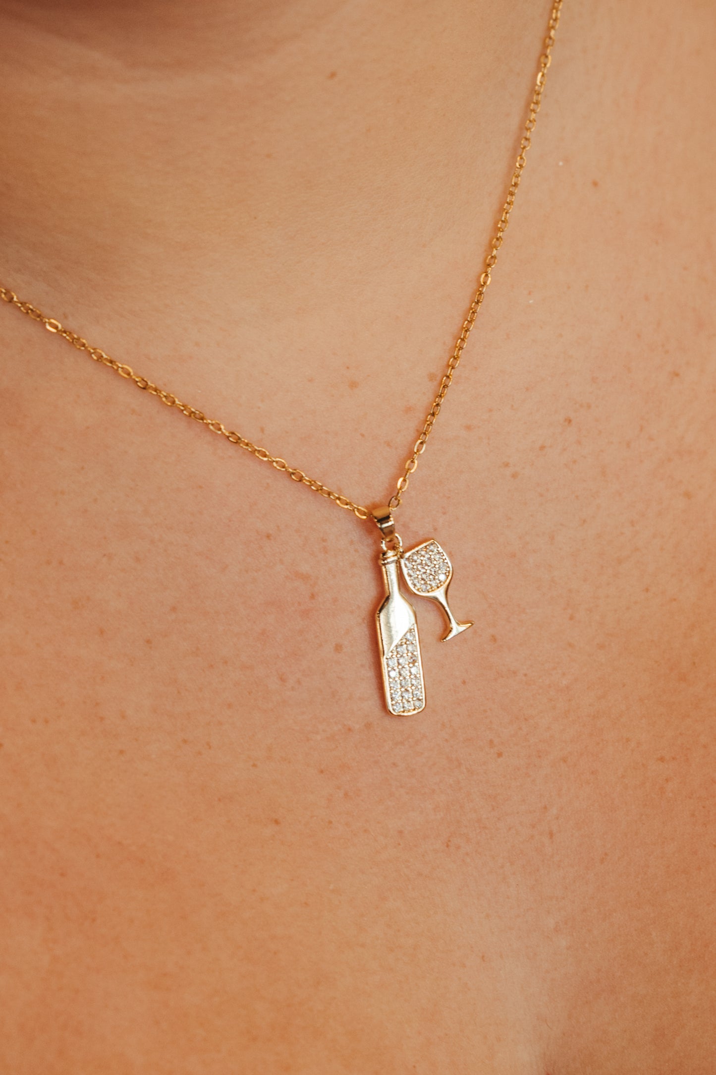 Social Hour Wine 316L Stainless Steel Crystal Necklace