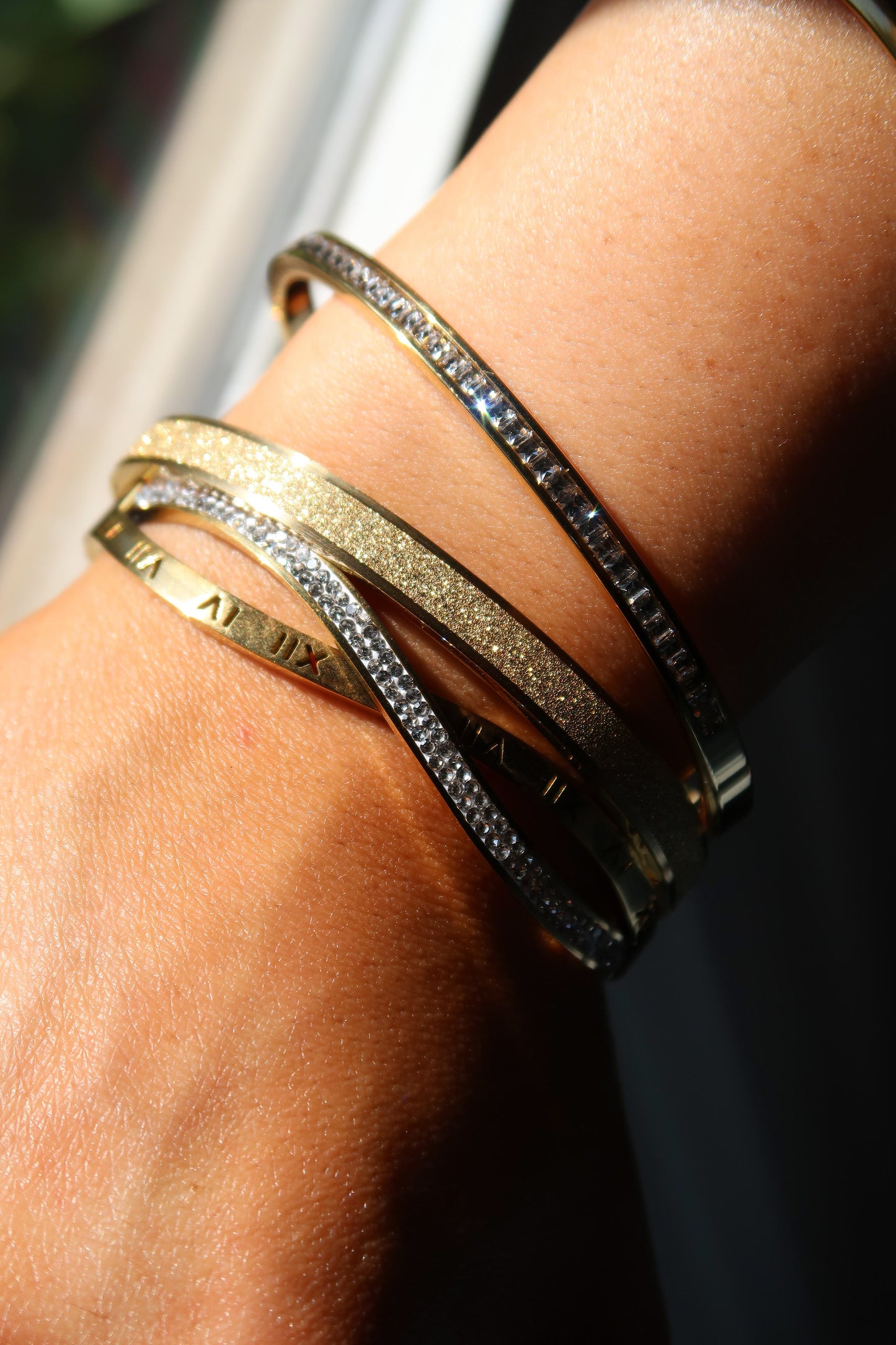 Roman Number 316L Stainless Steel Crystal Bangle Gold Trio