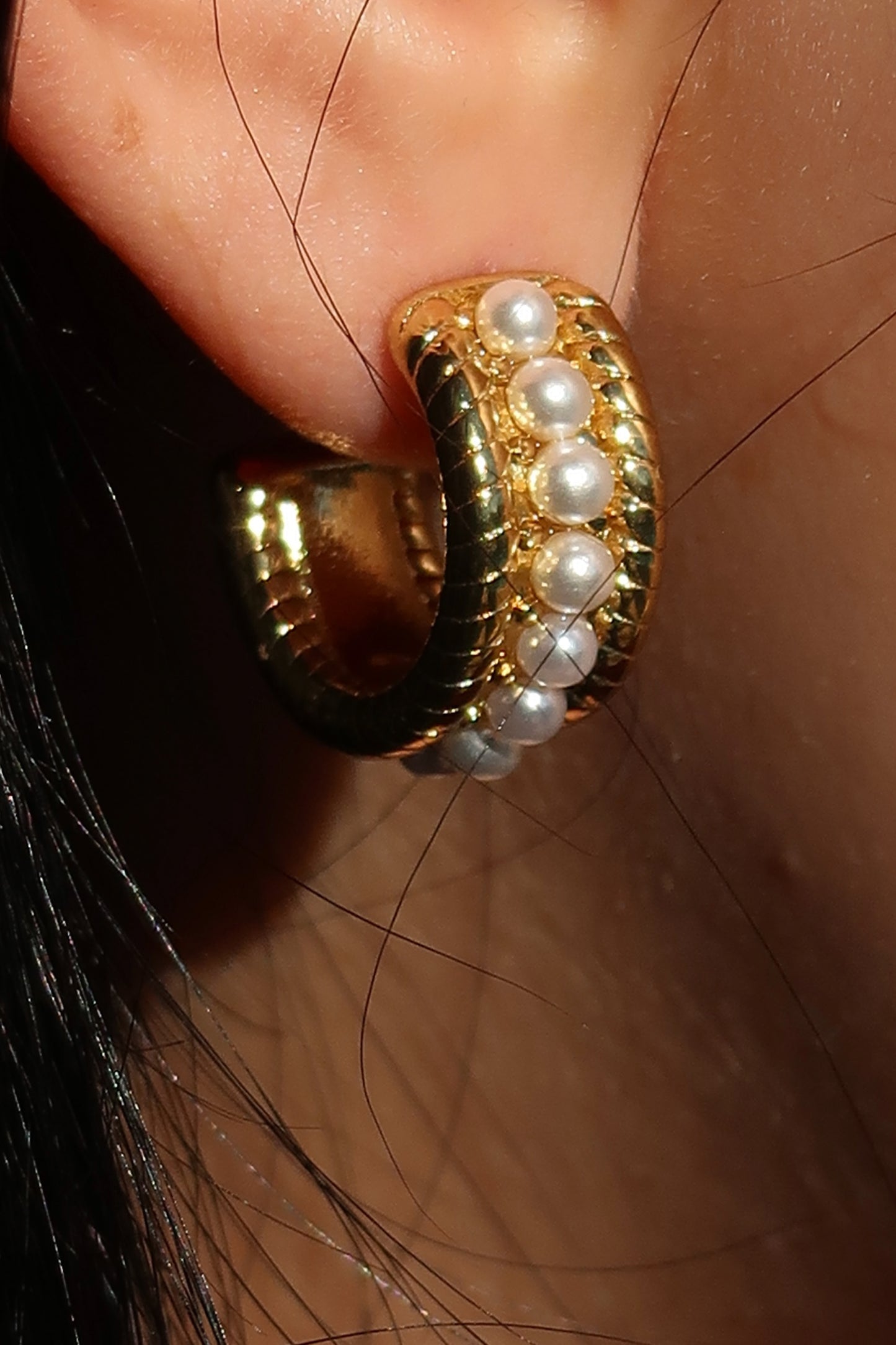 Kiss & Tell Pearl Huggies 316L Stainless Steel