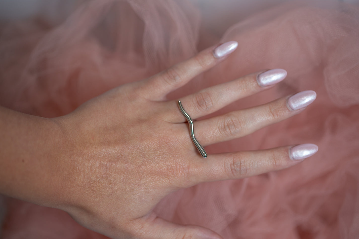 Socialite Double Finger Ring