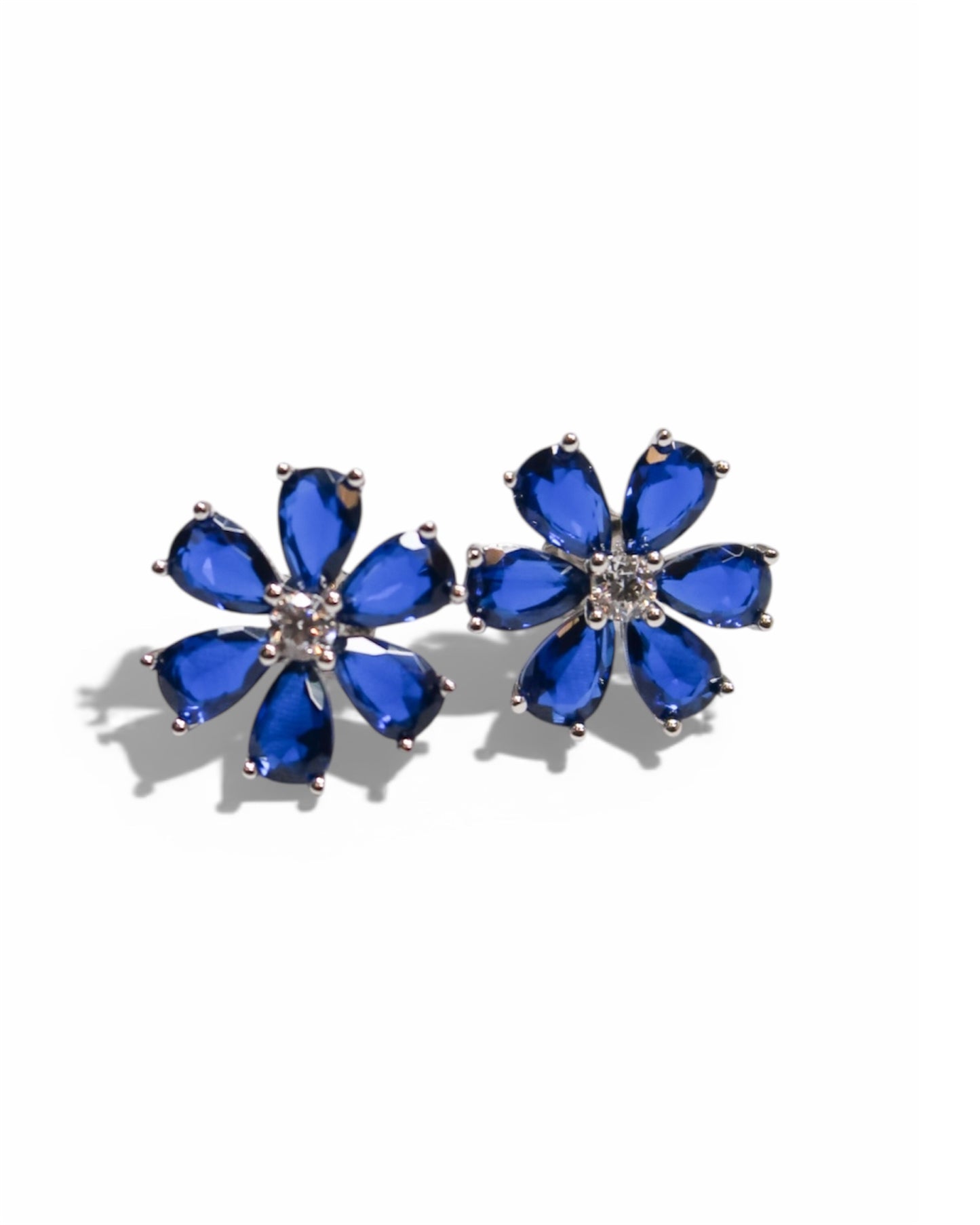 Daisy Sapphire Necklace and Earring .925 Sterling Silver