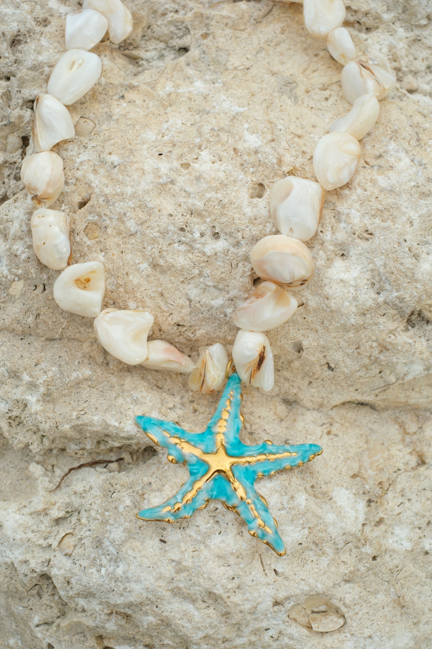Summer At Seaside Natural Shell Necklace