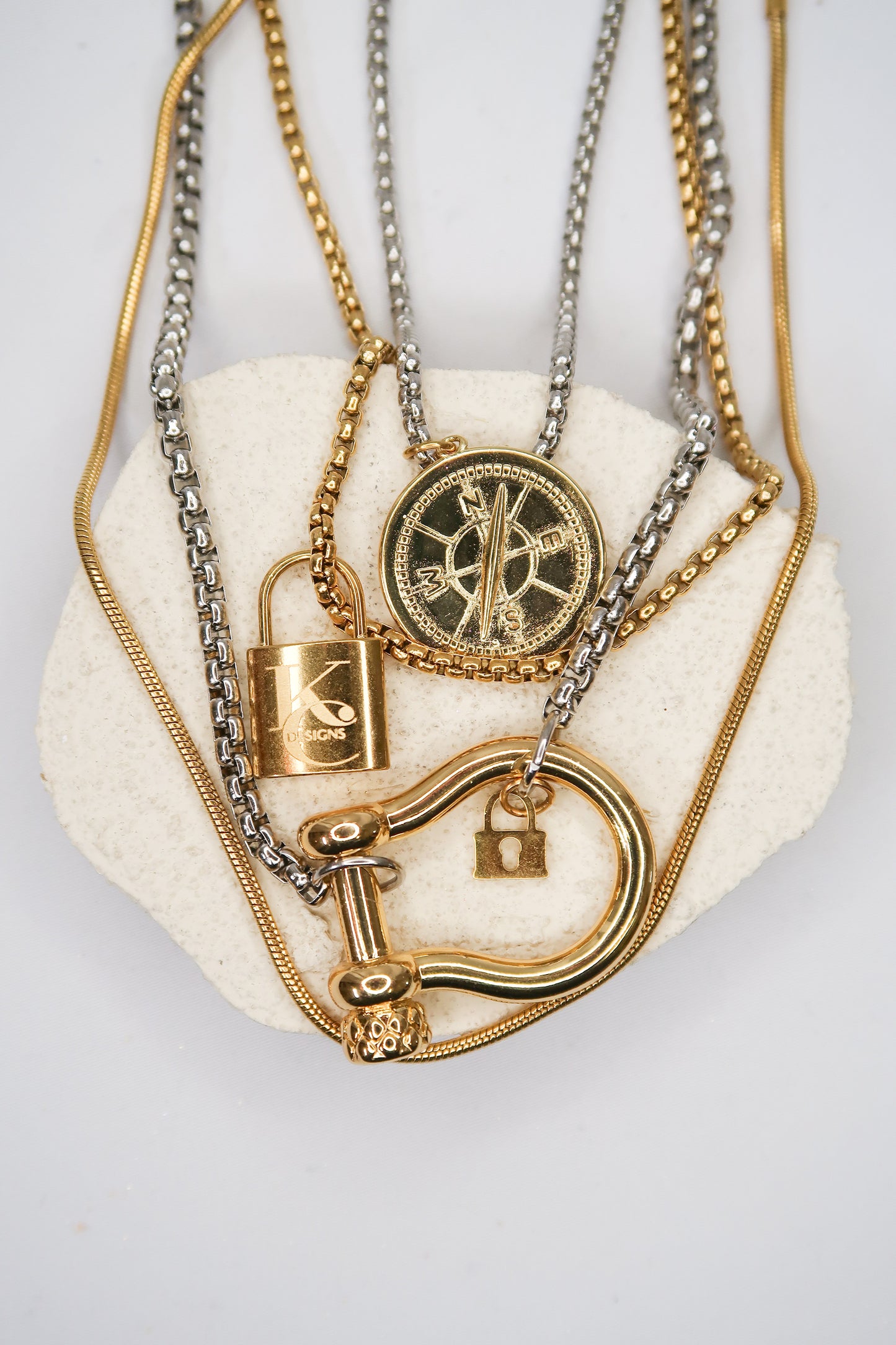 Edgy2.0 316L Stainless Steel Pendant 4 Piece Necklace Layering Set