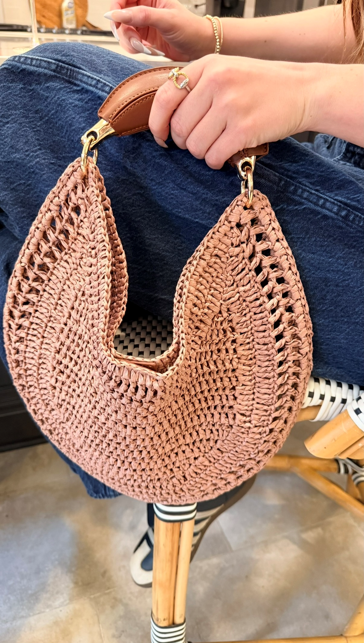 KC Banana Bag in Viscose Raffia