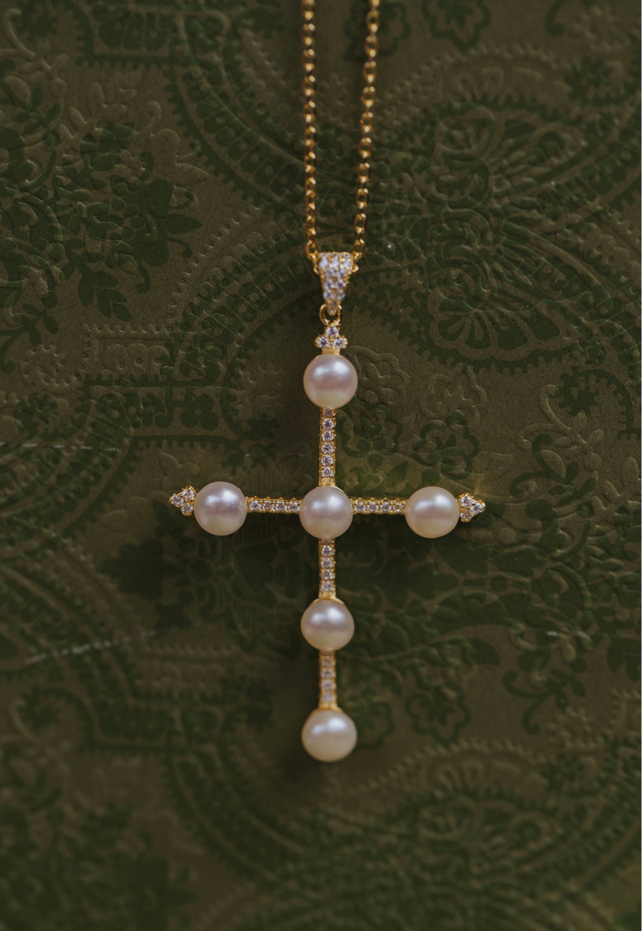 Majesty .925 Sterling Silver Cross Necklace